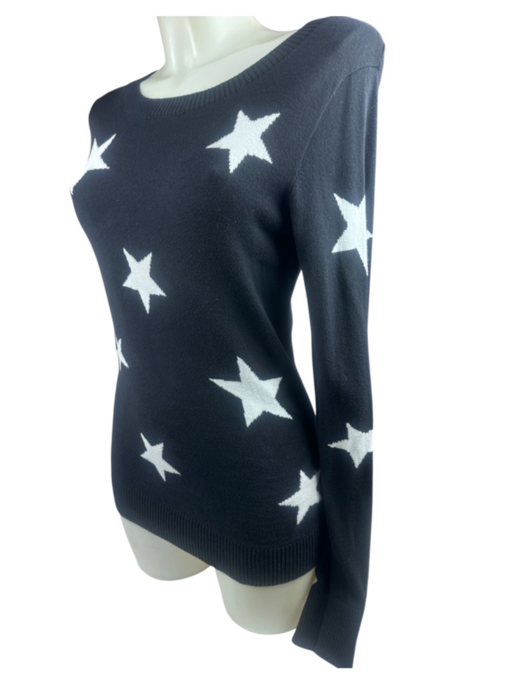 Express Black Star Pattern Women’s Sweater Classic Crew